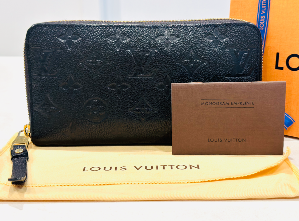 Louis Vuitton Black Empreinte Monogram Zippy Wallet - Organizer