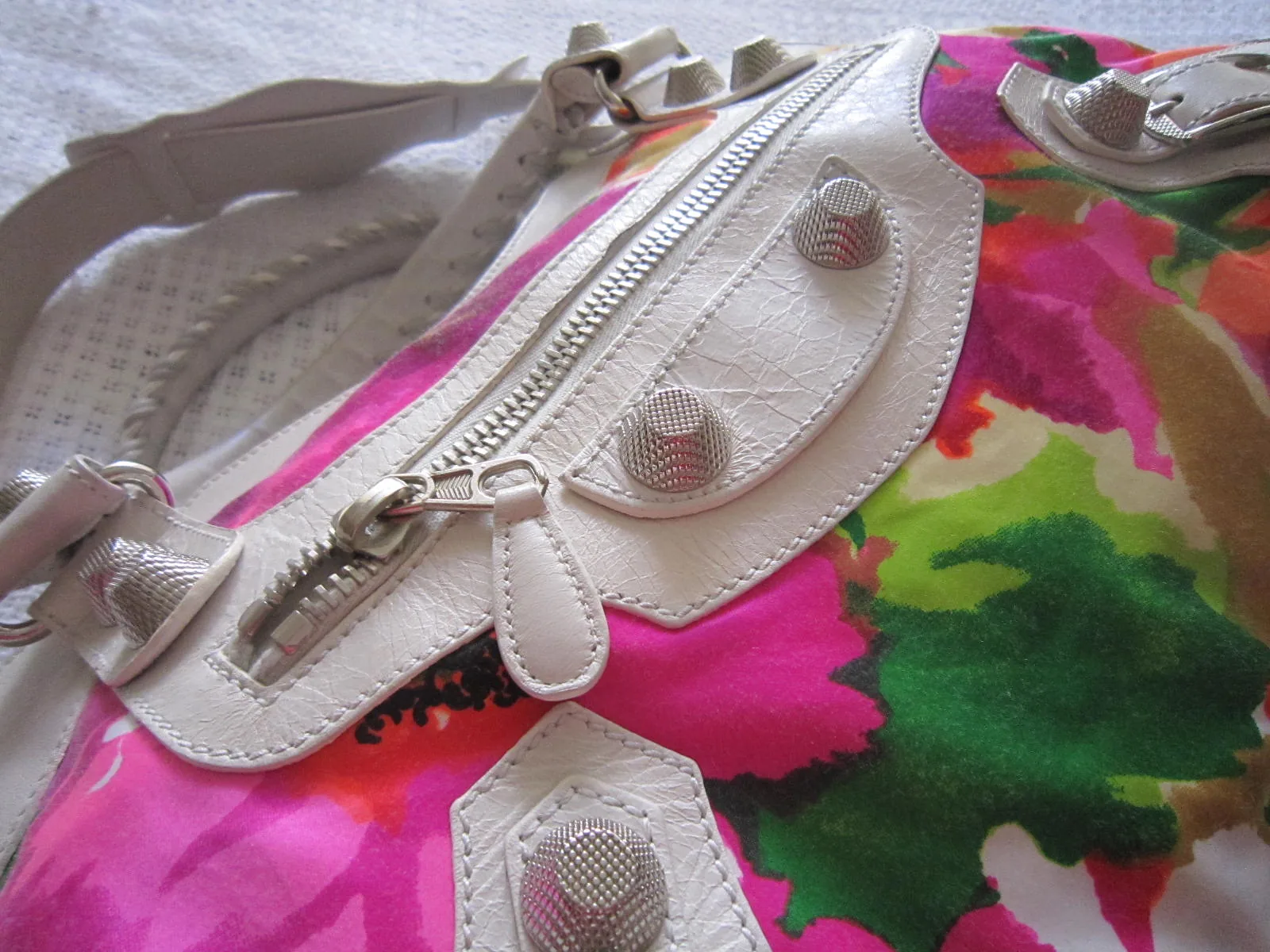 Balenciaga Floral Multicolor Handbag — image 4