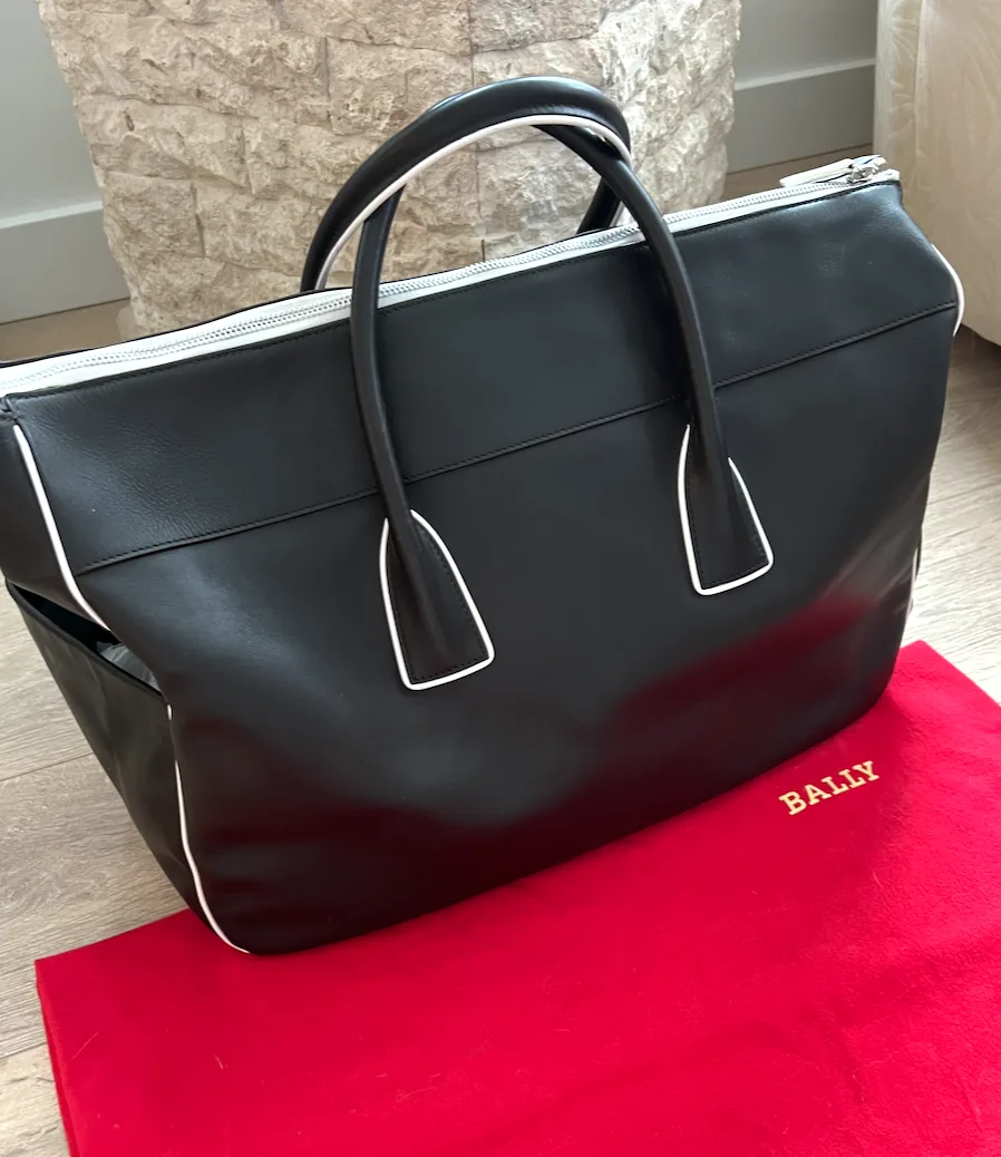 Bally Thyra Leather Weekend Duffel Handbag — image 2