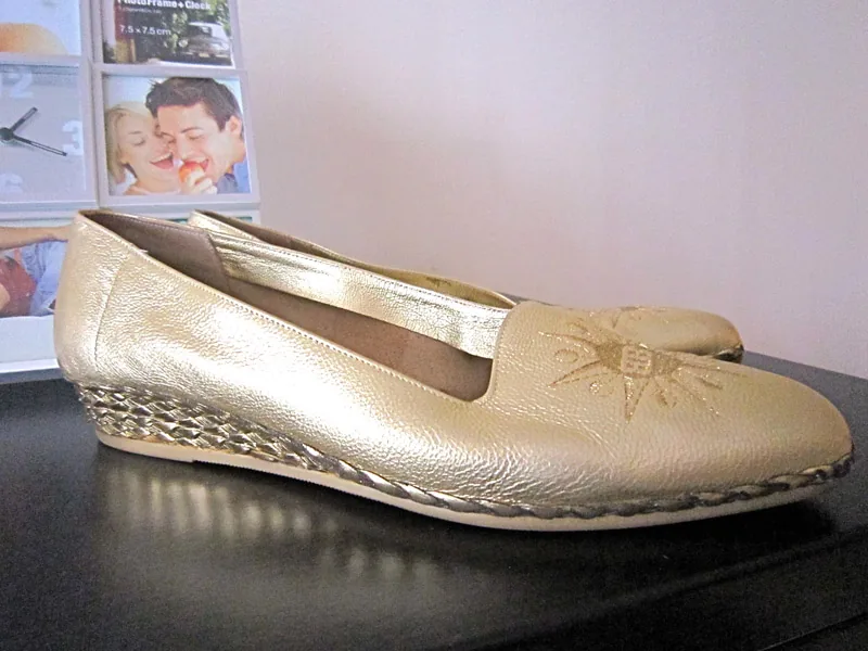 Bally “Starry” Women’s Laminated Gold Leather Flats — image 6
