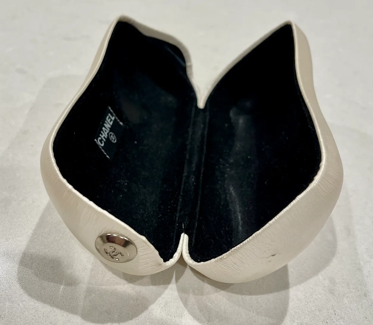 Chanel CC Pearl Sunglasses Case — image 6