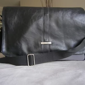 Calvin Klein Messenger Bag