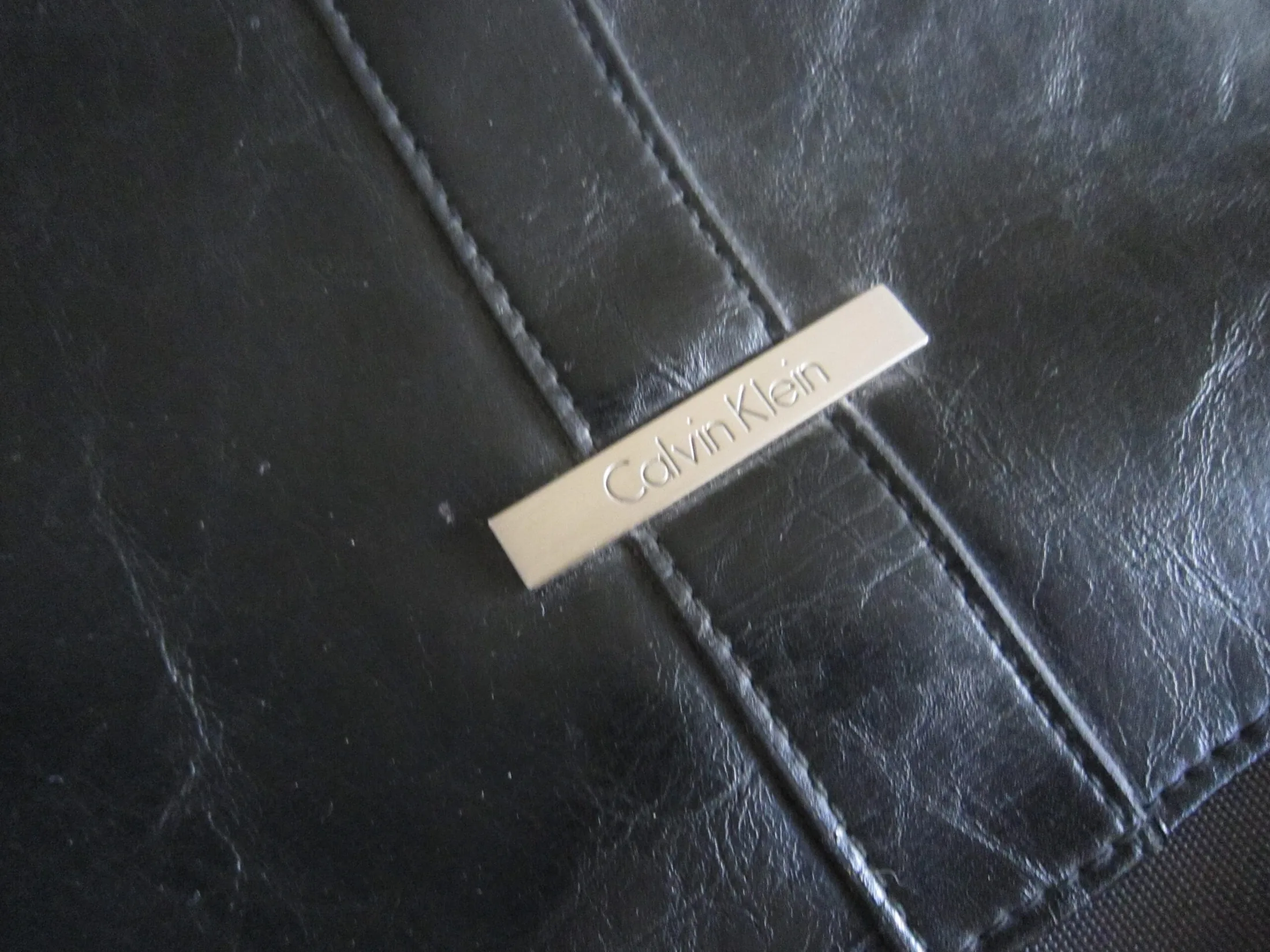 Calvin Klein Messenger Bag — image 4