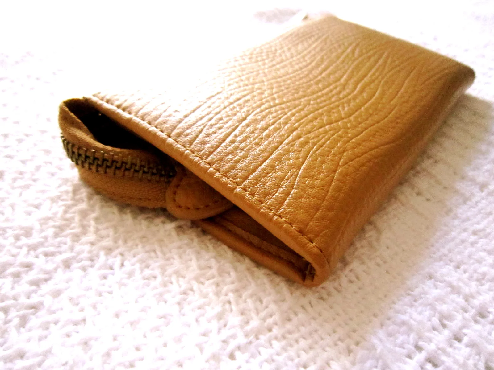 CNKW Yellow Wallet — image 3
