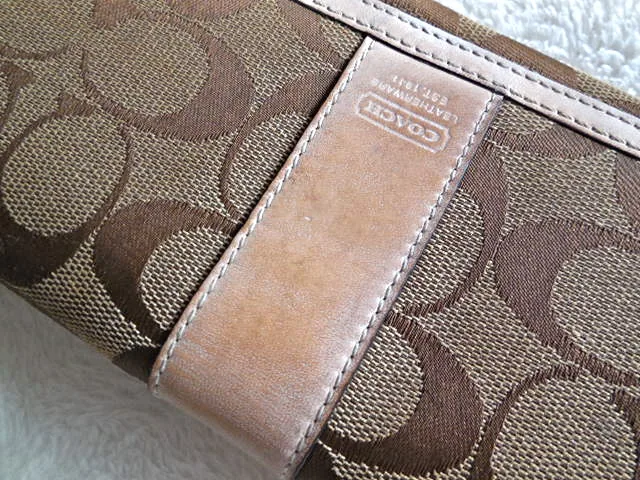 Coach Signature Long Wallet — image 3