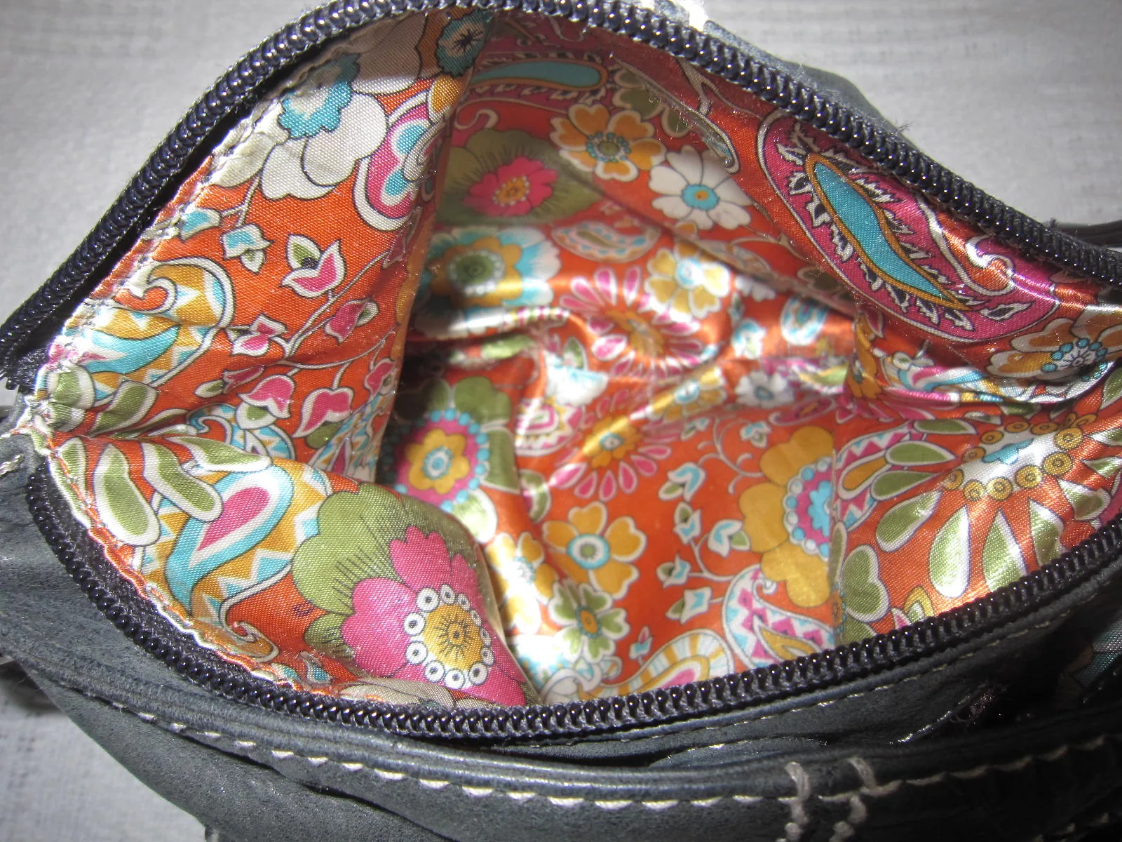 Danier Black Leather Crossbody Bag — image 7