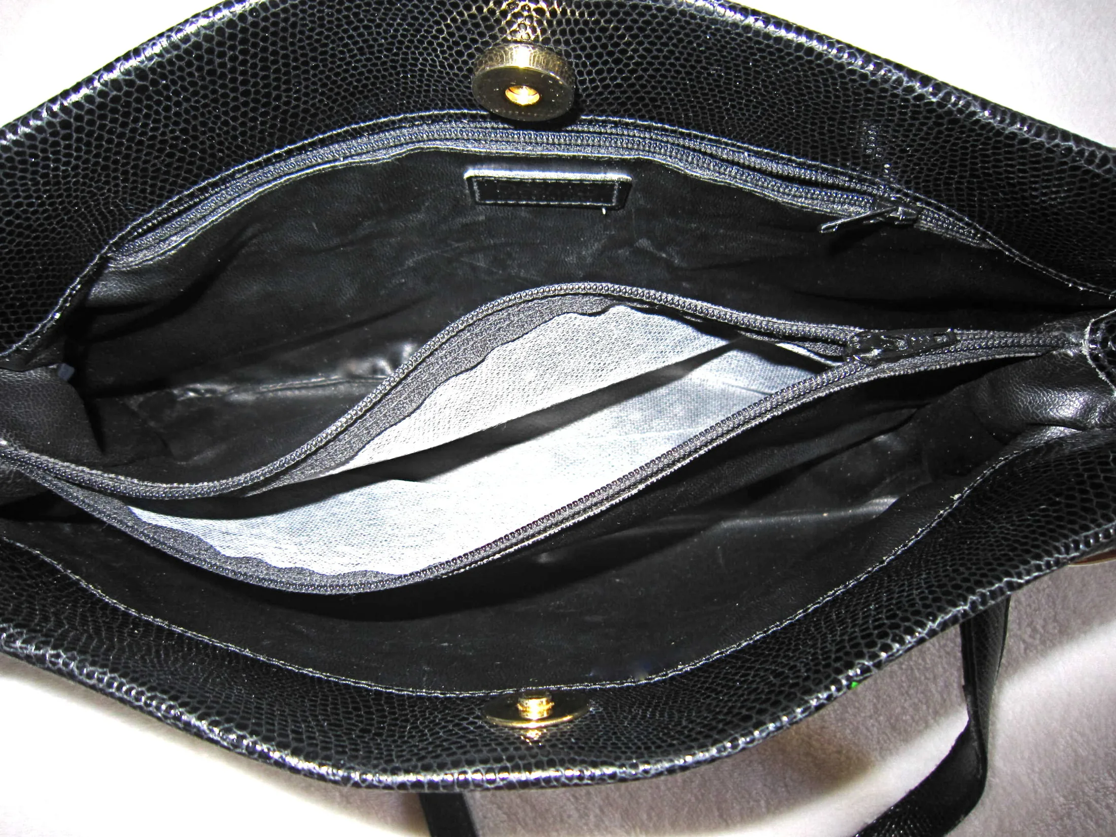 Desmo Black Snakeskin Leather Handbag — image 8