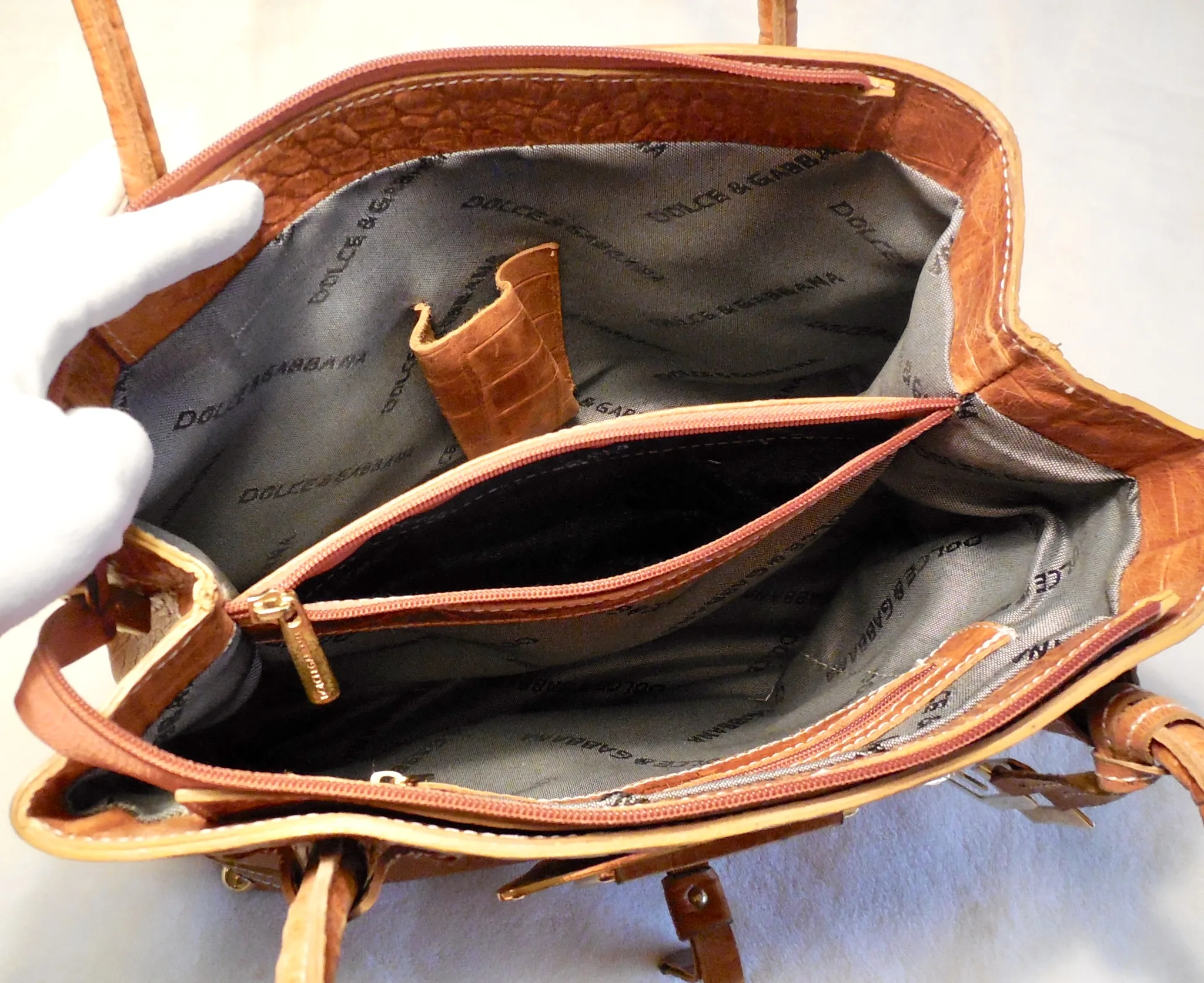 Dolce & Gabbana Tan Crocodile Pattern Leather Tote Bag — image 8