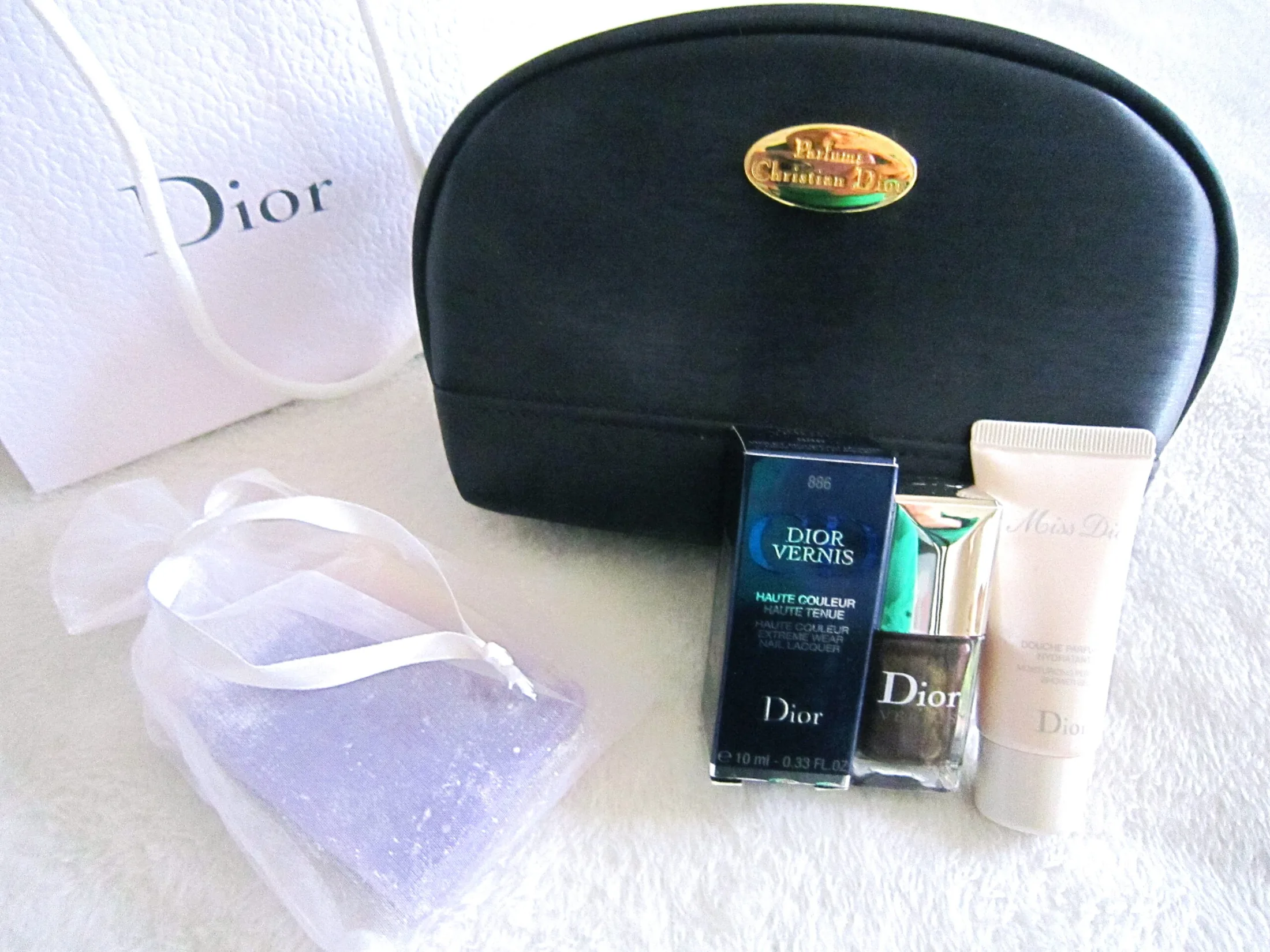 Christian Dior Perfume Gift Set — image 2