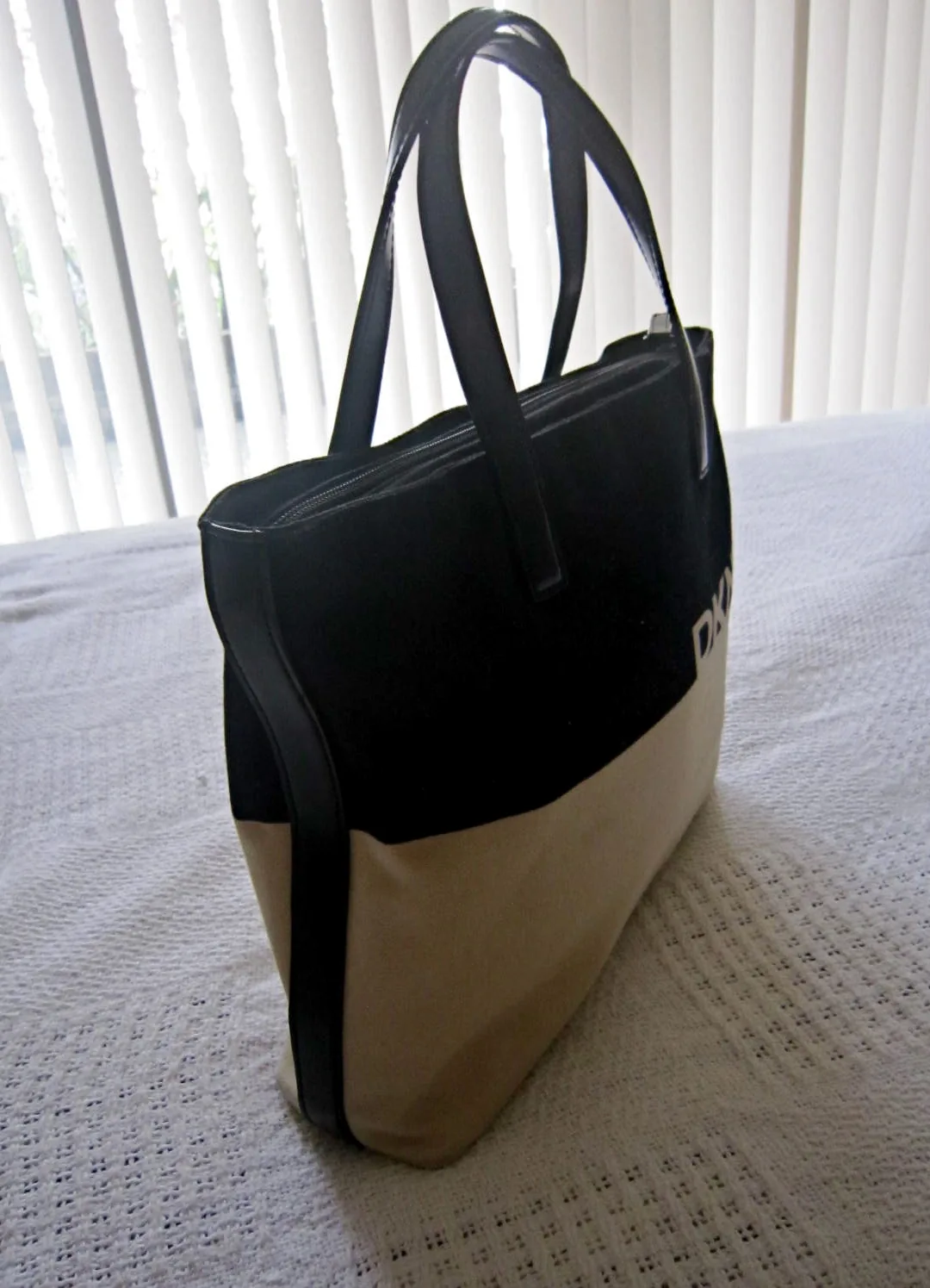 DKNY Signature Tote — image 4