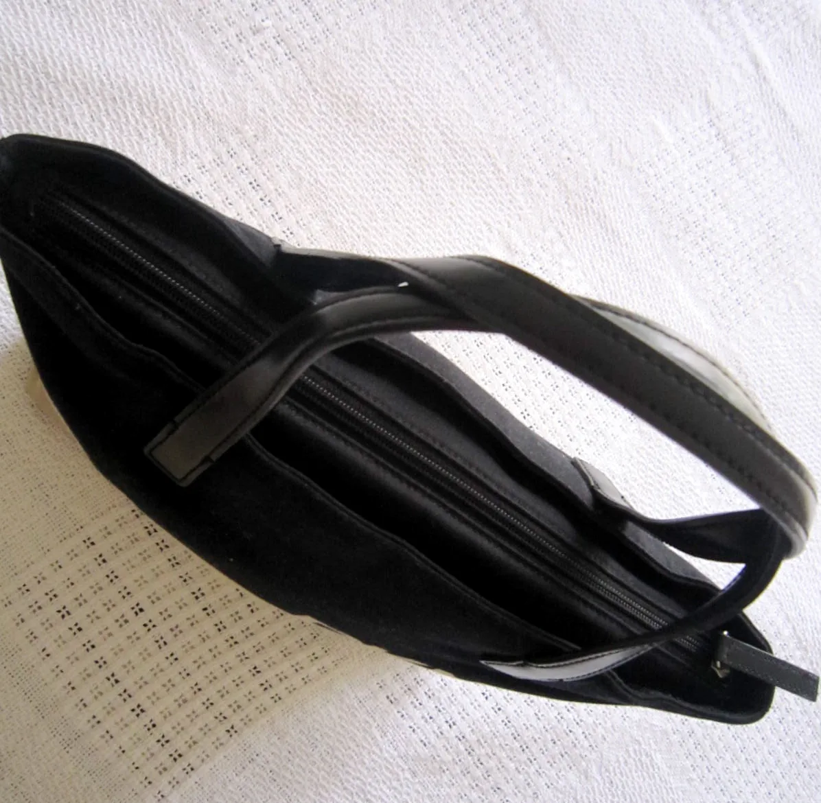 DKNY Signature Tote — image 5