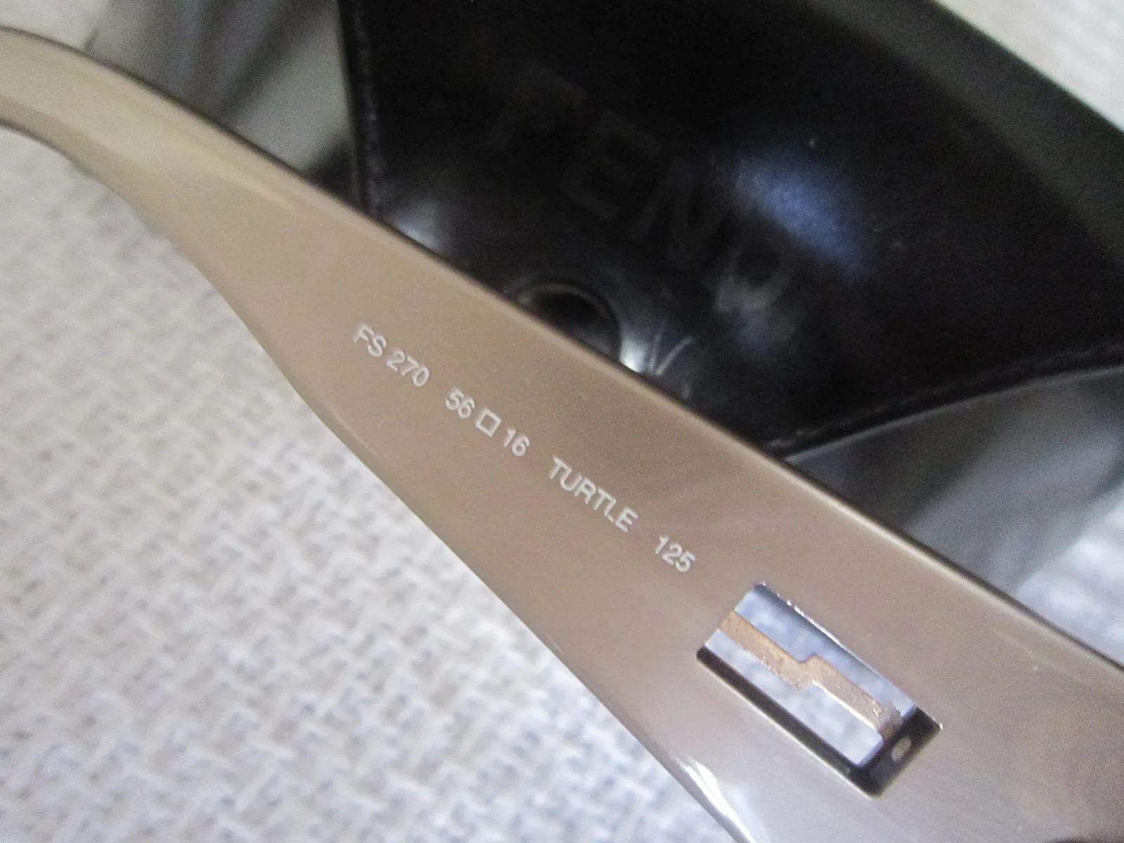 Fendi FS270 Turtle Sunglasses — image 4