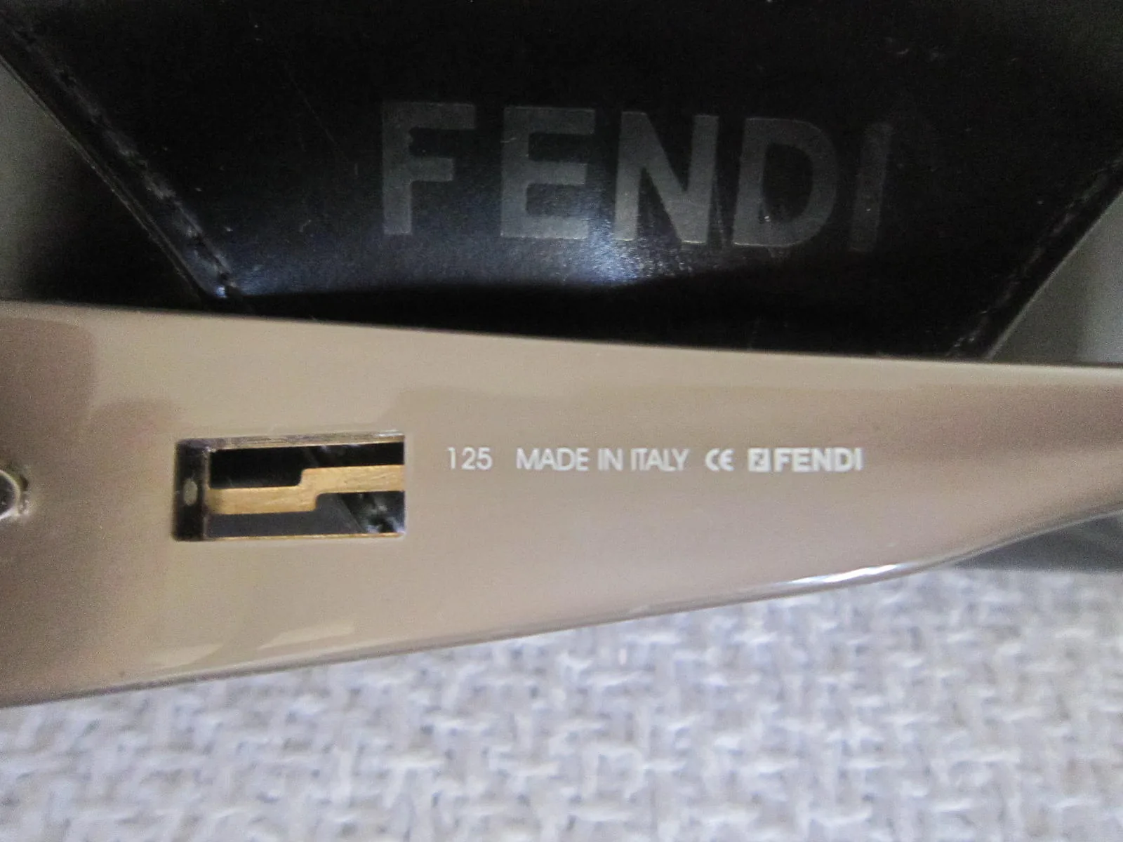 Fendi FS270 Turtle Sunglasses — image 5