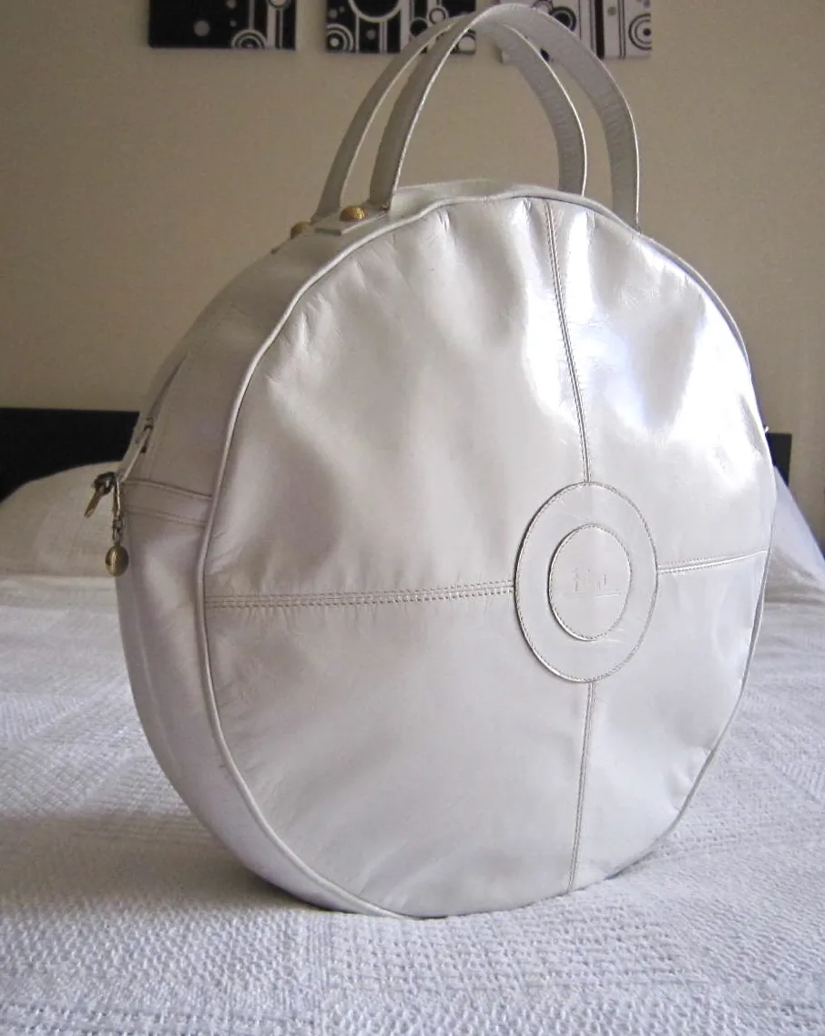 Feggi Vintage White Leather Bulls-Eye Handbag — image 2