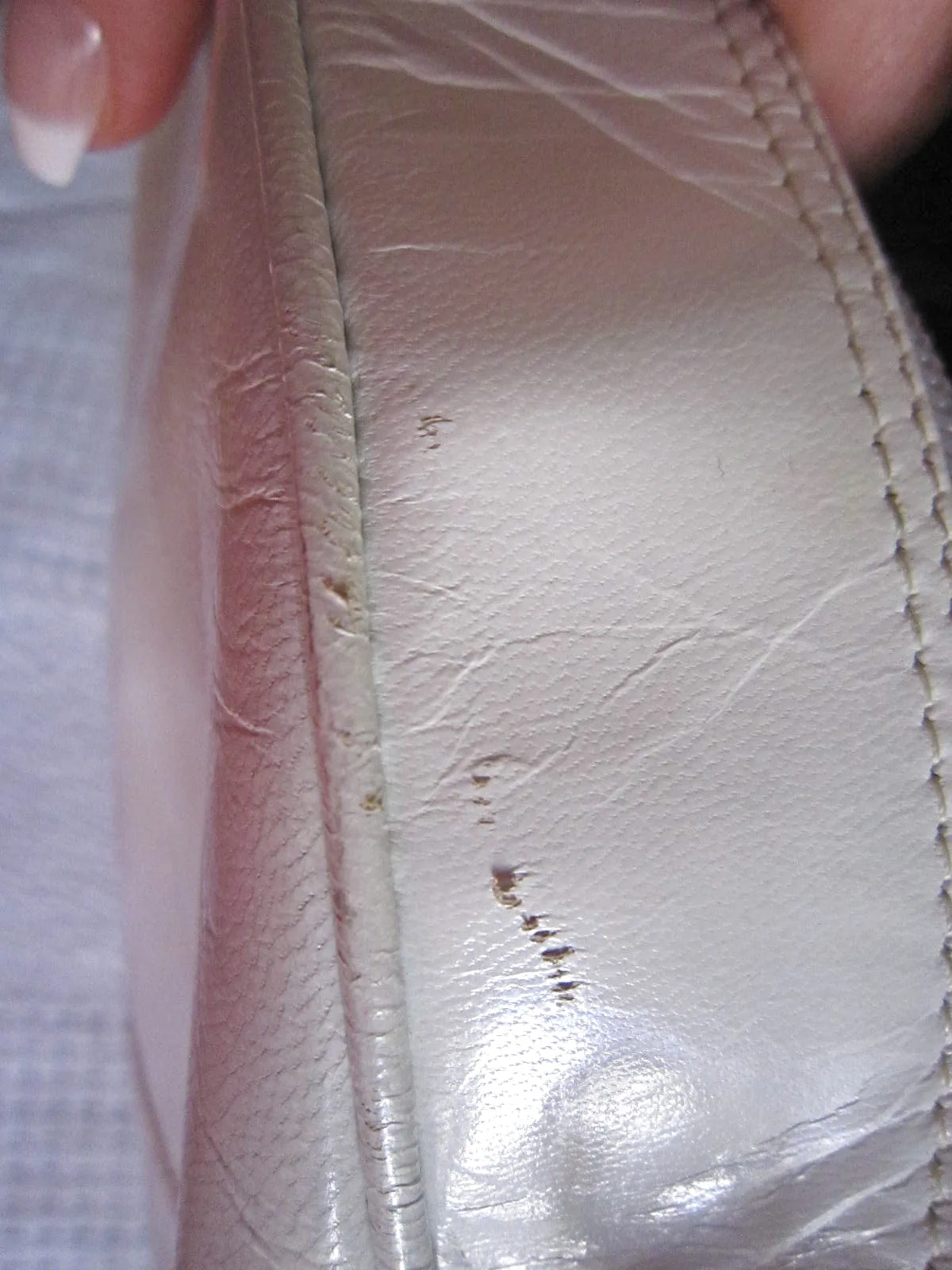 Feggi Vintage White Leather Bulls-Eye Handbag — image 9