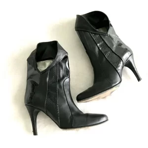 Furla Black Leather Ankle Boots/Size 37