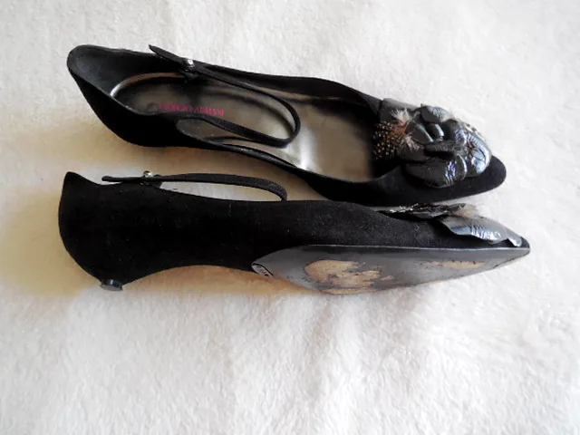 Giorgio Armani Black Suede Flower Kitten Heel Flats/Size 40 — image 3