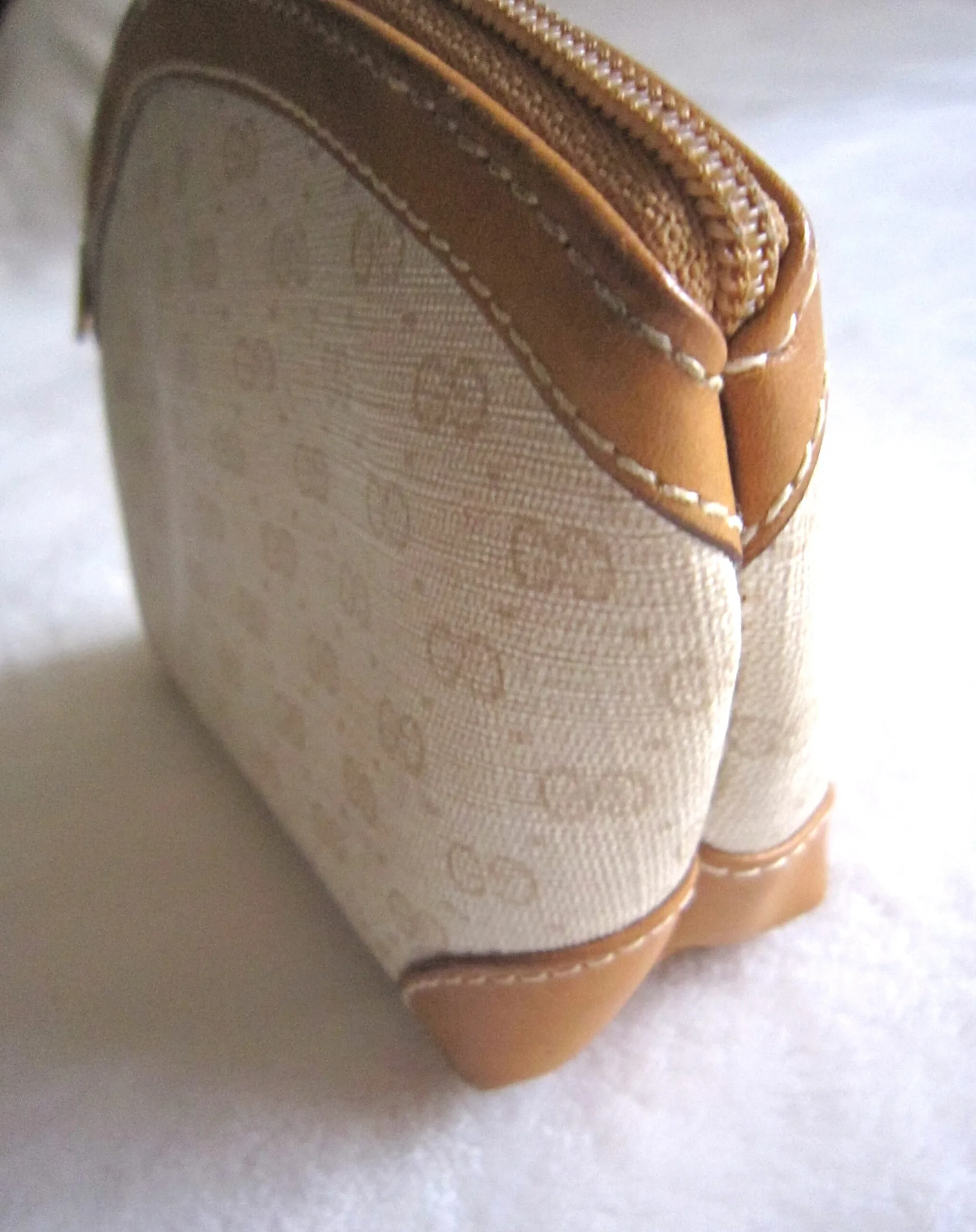 Gucci Vintage Accessories Pouch — image 3