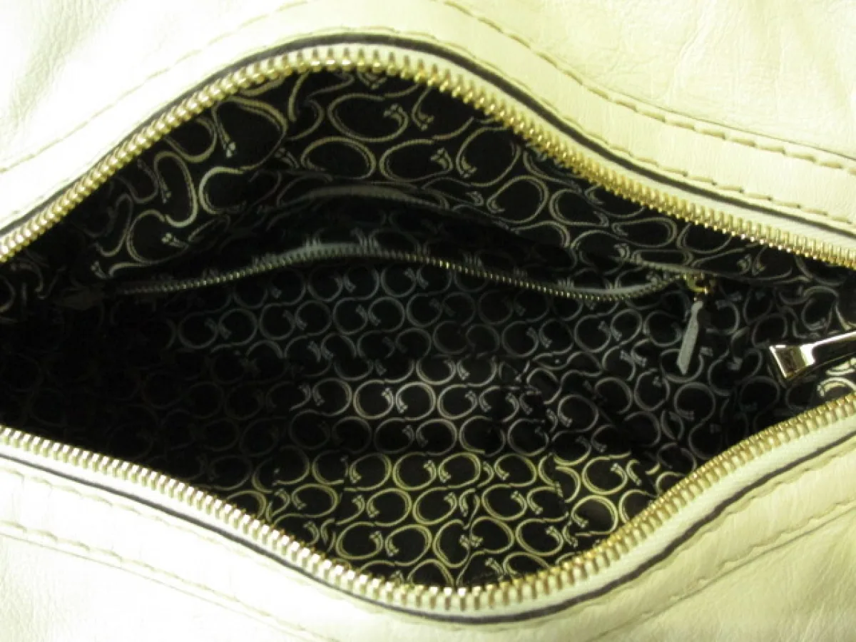 Gucci Ivory Leather Boston Handbag — image 4