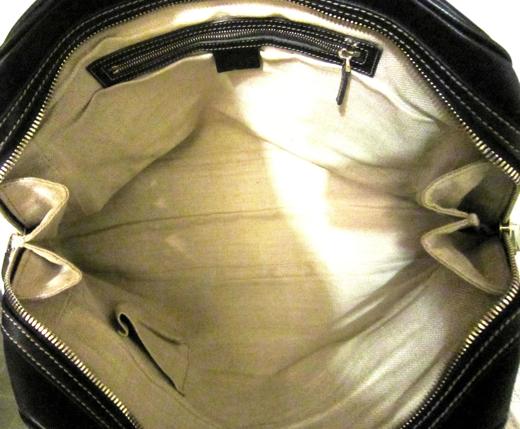 Gucci Large Fabric and Leather Shoulder Bag — image 8