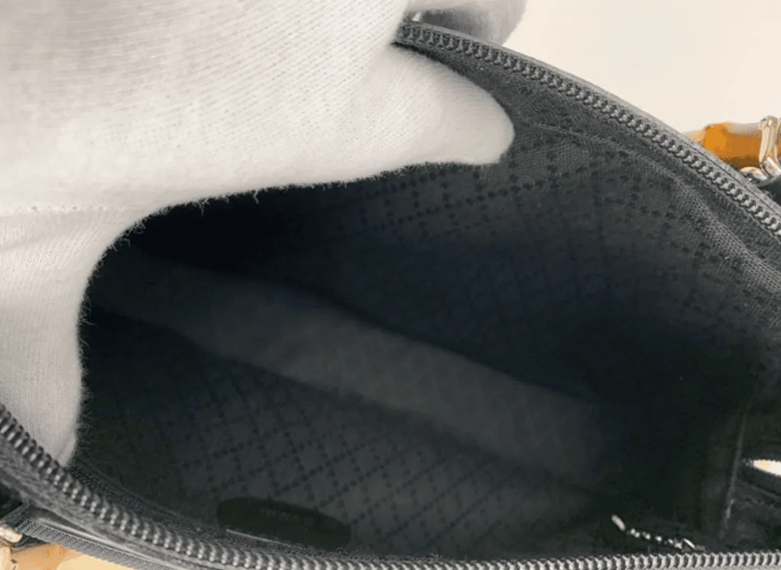 Gucci Vintage Bamboo Handles Black Nylon/Leather Handbag — image 10