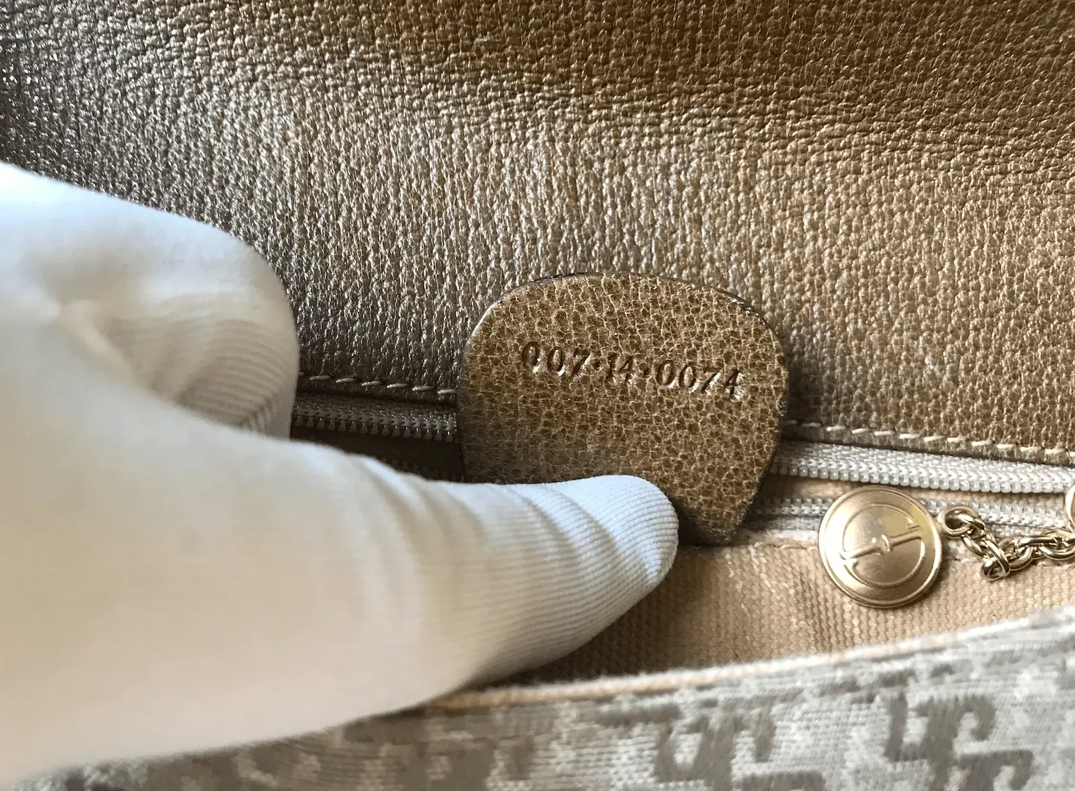 Vintage Gucci Micro GG PVC Leather Cross Body Monogram Bag — image 6