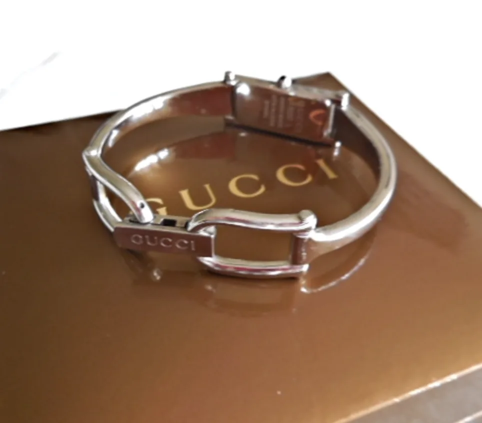 Gucci 1500 L Quartz Pink Shell Ladies Watch — image 4