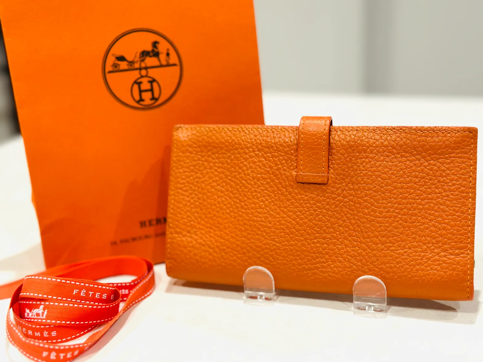 Hermes Orange Epsom Bearn H-Wallet — image 2
