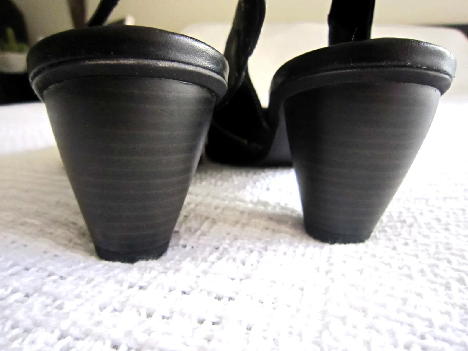 Hispanitas Black Leather Slingback Sandals /Size 8 — image 4