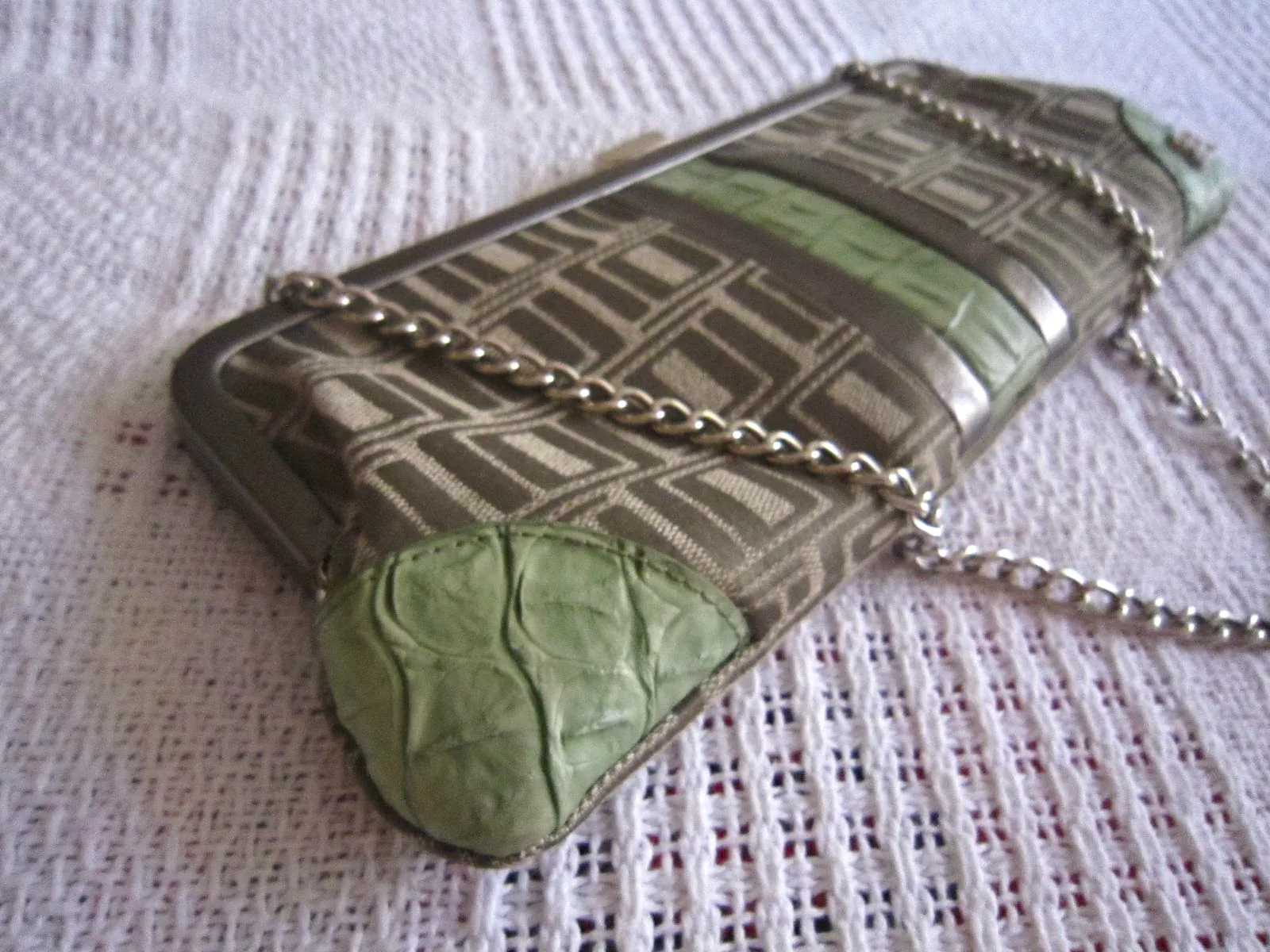 “JLO” Jennifer Lopez Green Clutch — image 3