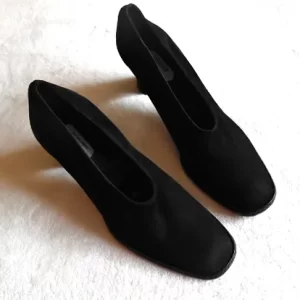 Jean Paul Barriol Black Suede Heels/Size 7.5