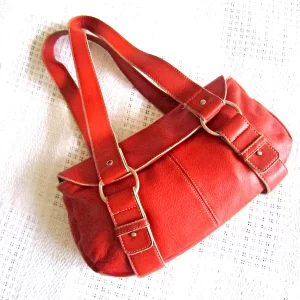 Kenneth Cole Reaction Mandarin Shoulder Bag