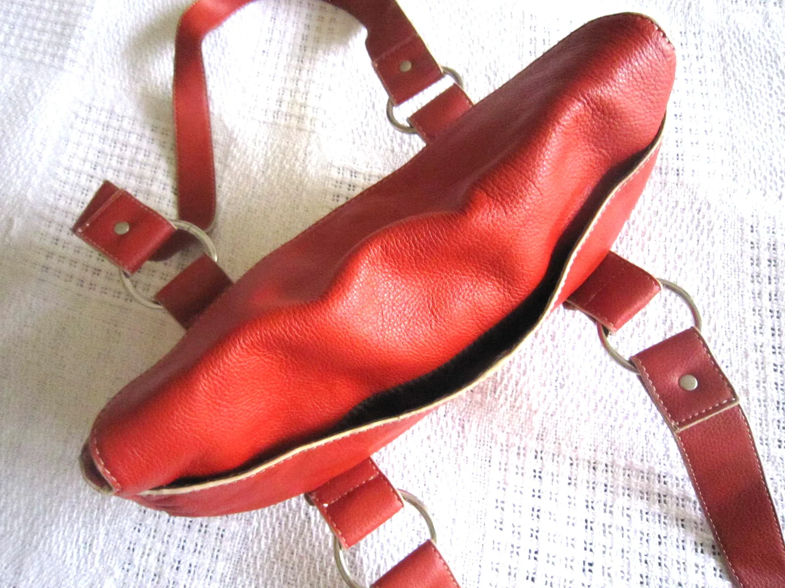 Kenneth Cole Reaction Mandarin Shoulder Bag — image 3