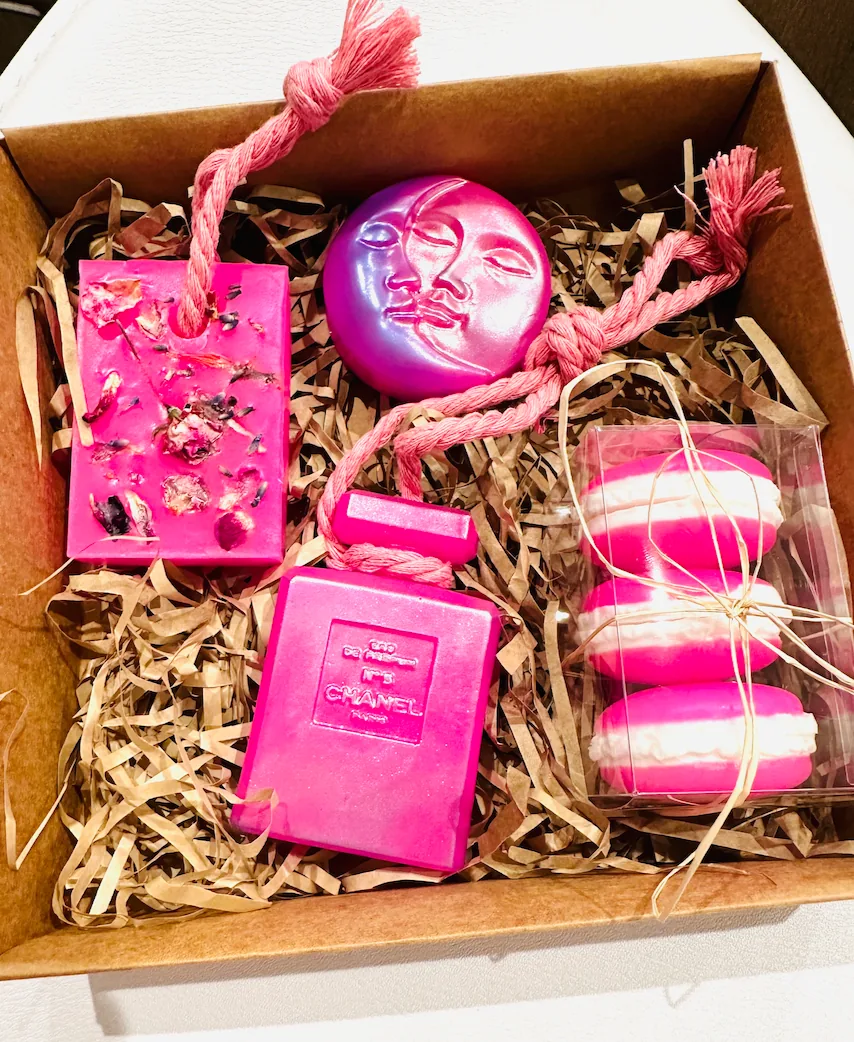 Organic Handmade Beautiful Soap Set Gift For Her — image 3