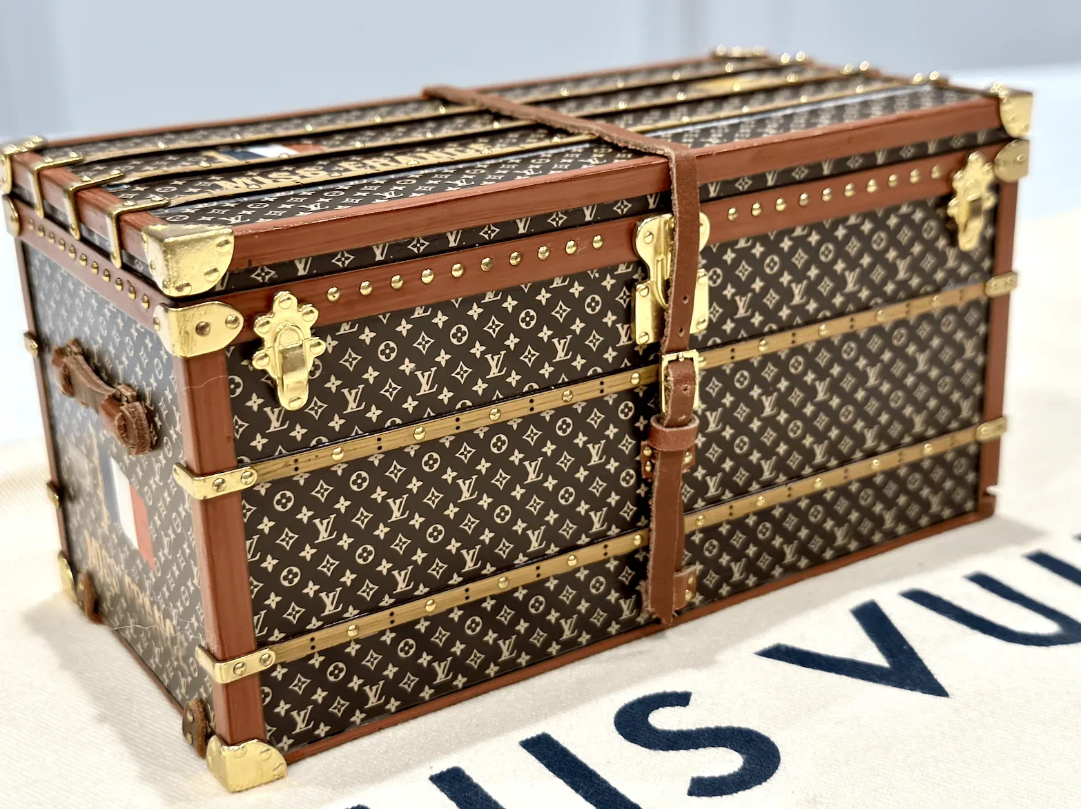 Miniature Miss France Wooden Mail Trunk — image 3