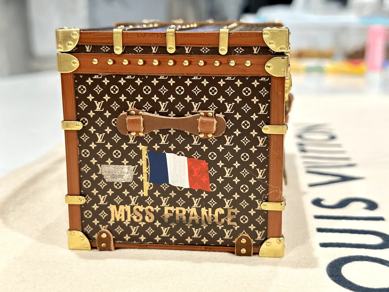 Miniature Miss France Wooden Mail Trunk — image 4