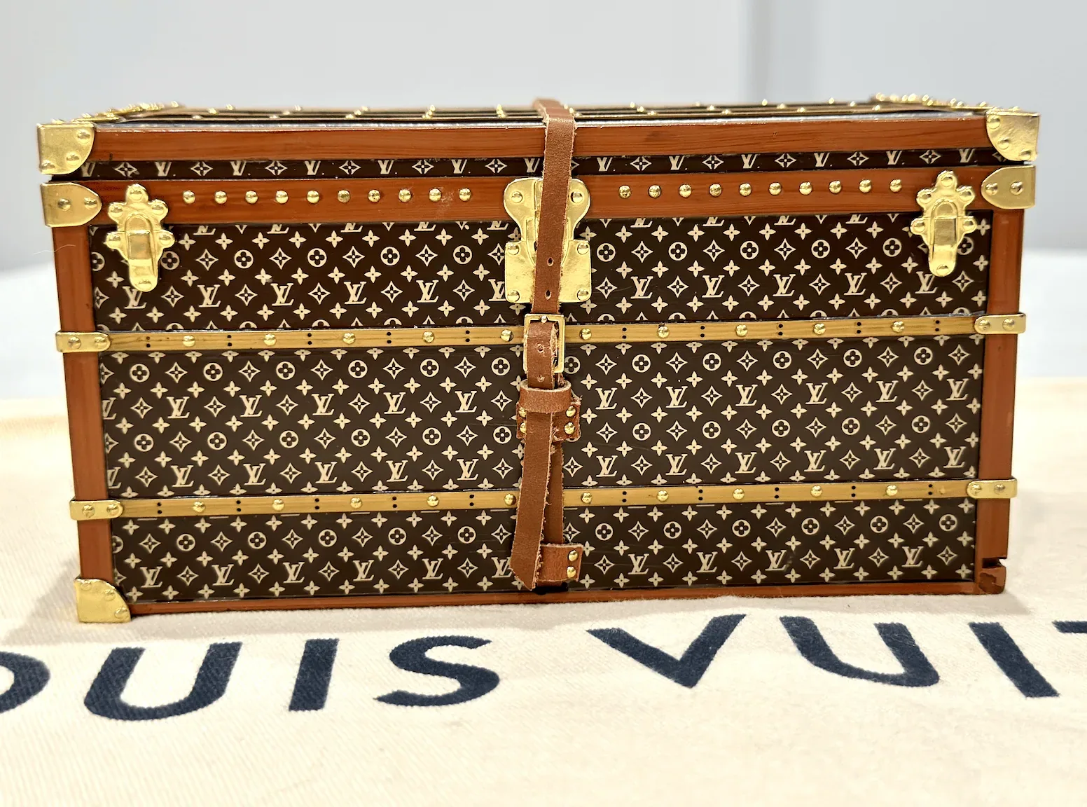 Miniature Miss France Wooden Mail Trunk — image 5
