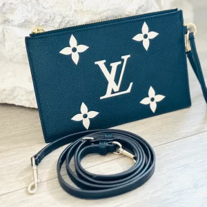 Giant MM Leather Clutch/Black & Beige Wristlet