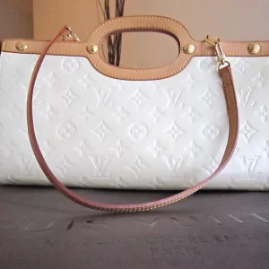 Perle Monogram Vernis Roxbury Drive Bag