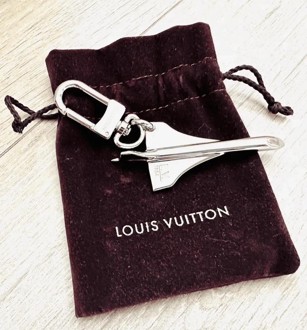 Louis Vuitton Airplane Silver Sky Tour Key Holder/Bag Charm — image 5