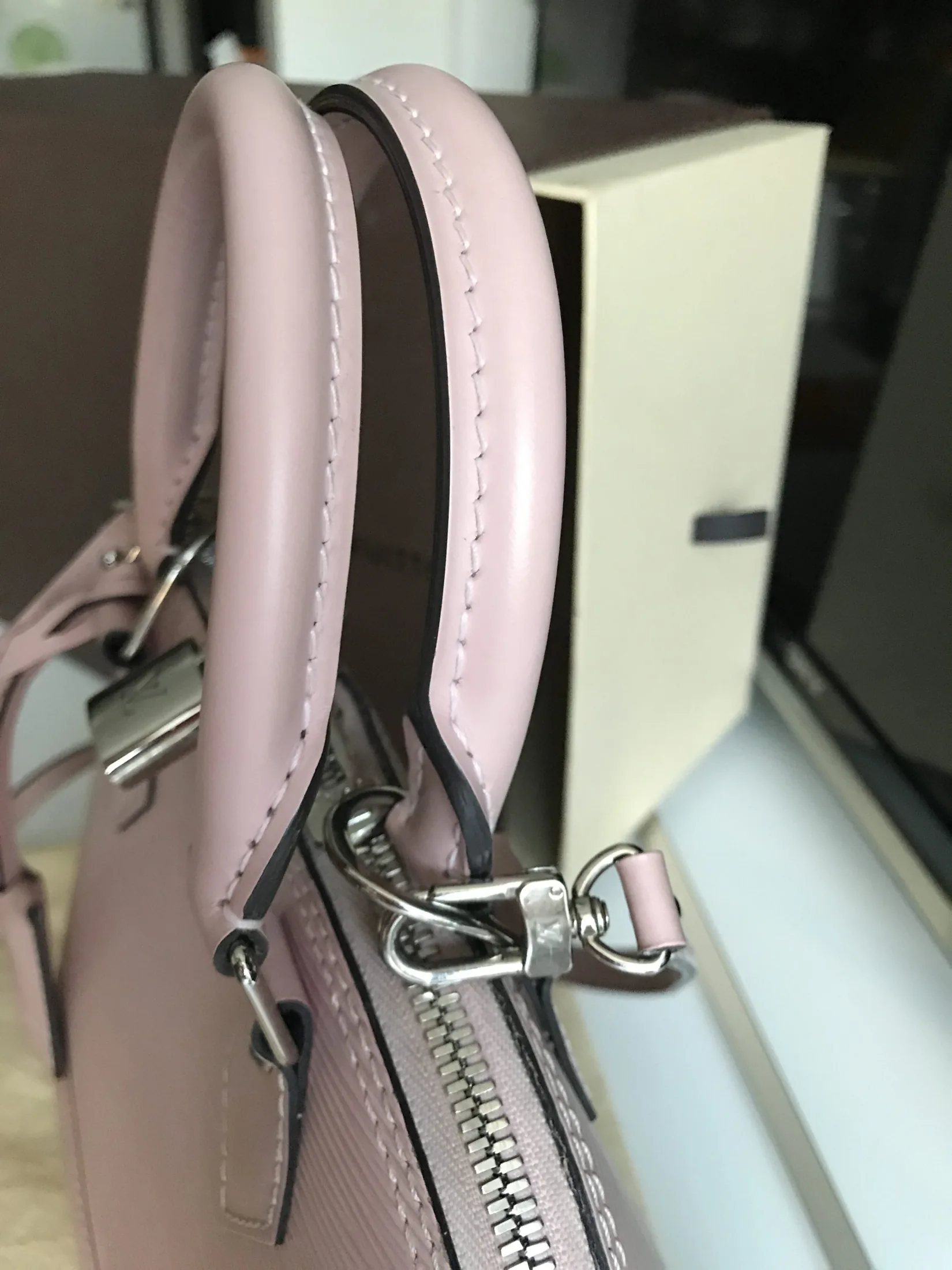 Louis Vuitton Alma BB Epi Leather Rose Ballerine — image 7