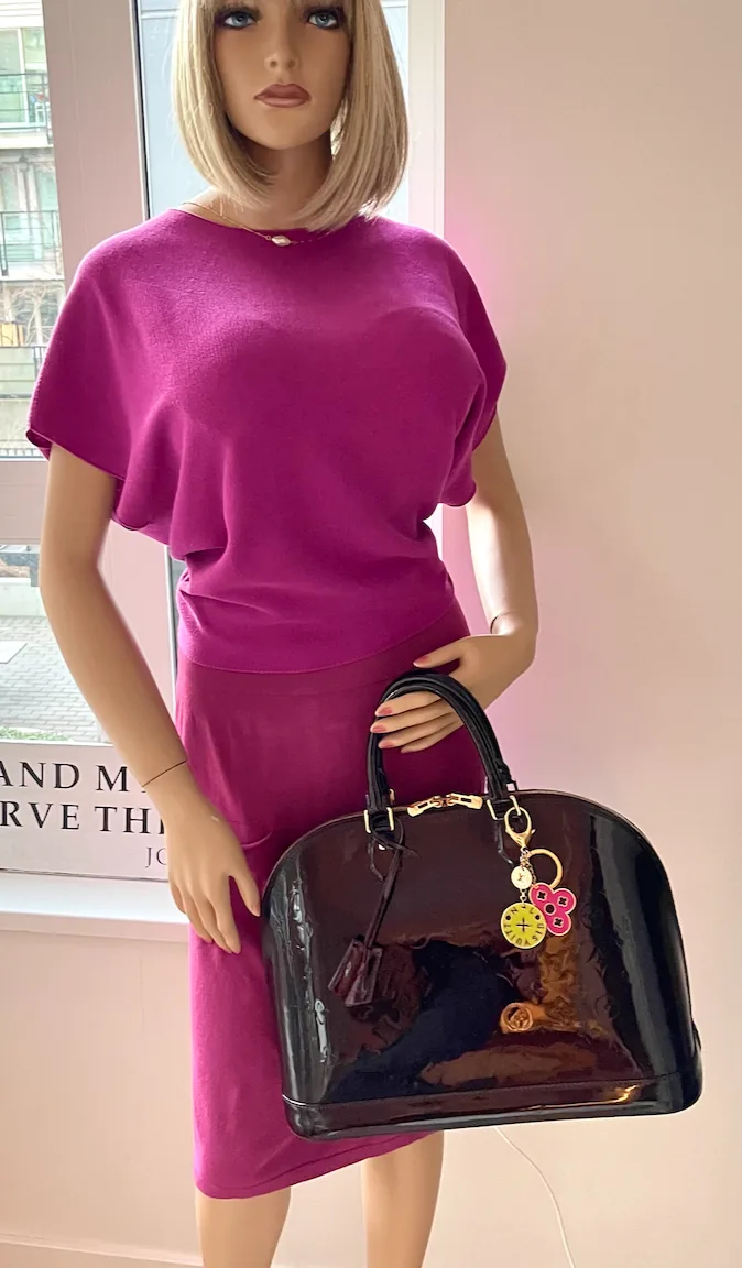 Alma GM Vernis Amarante Leather Handbag — image 4