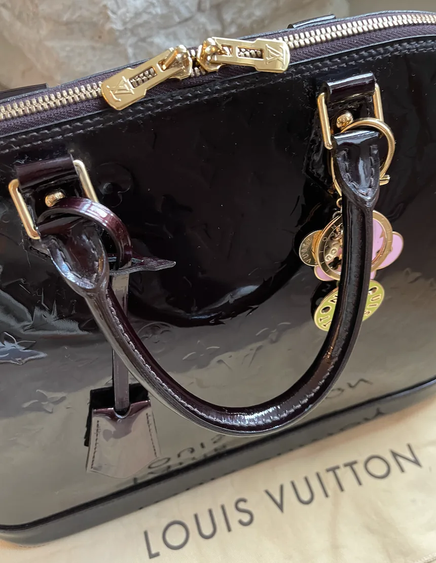 Alma GM Vernis Amarante Leather Handbag — image 6