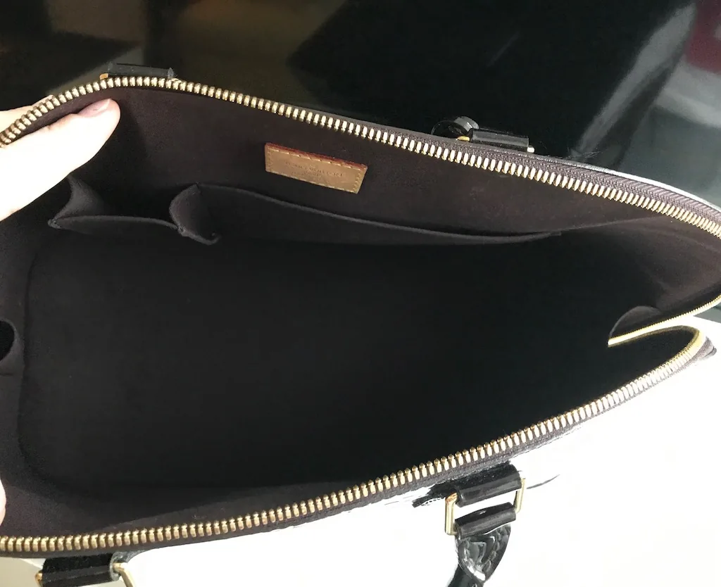 Alma GM Vernis Amarante Leather Handbag — image 14