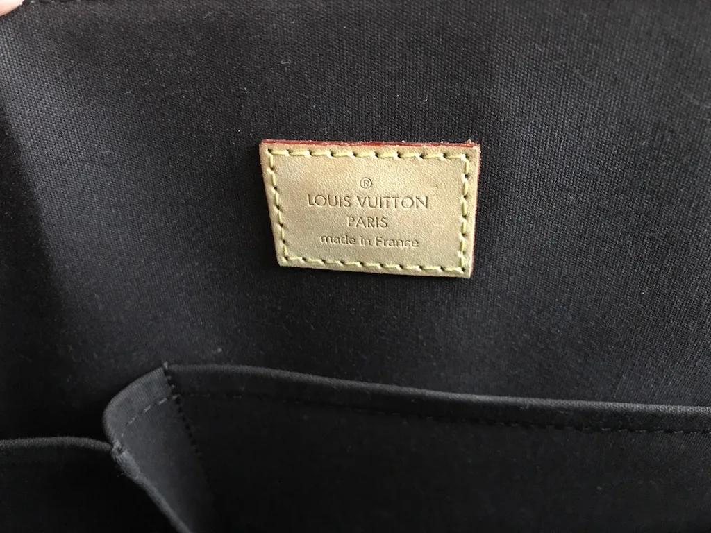 Alma GM Vernis Amarante Leather Handbag — image 9