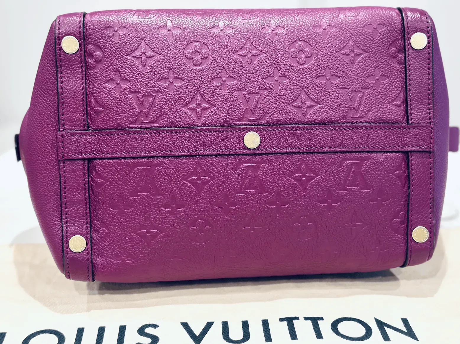 Amethyste Monogram Empreinte Leather Marais MM Satchel — image 10