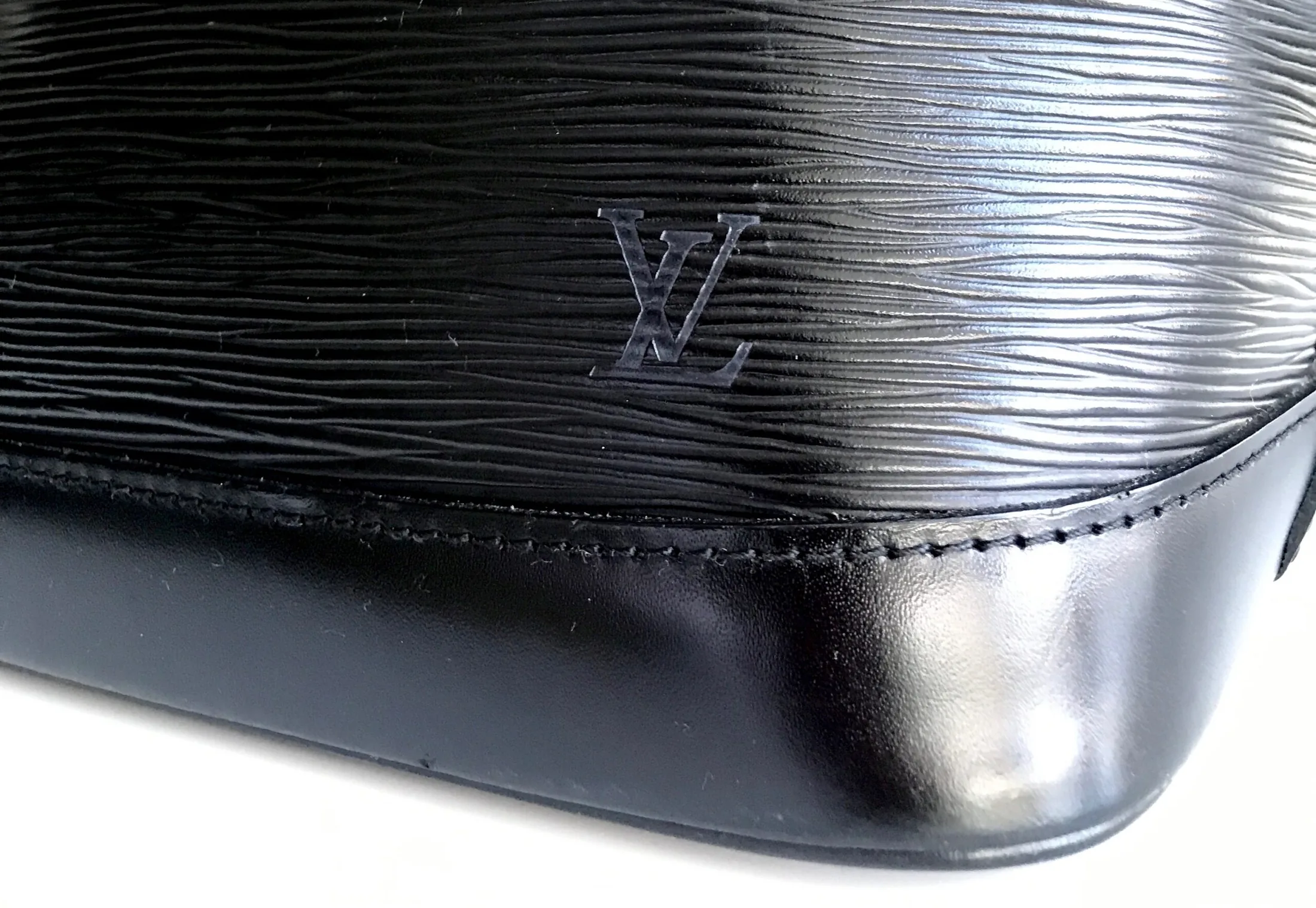 Black Epi Alma Handbag — image 8