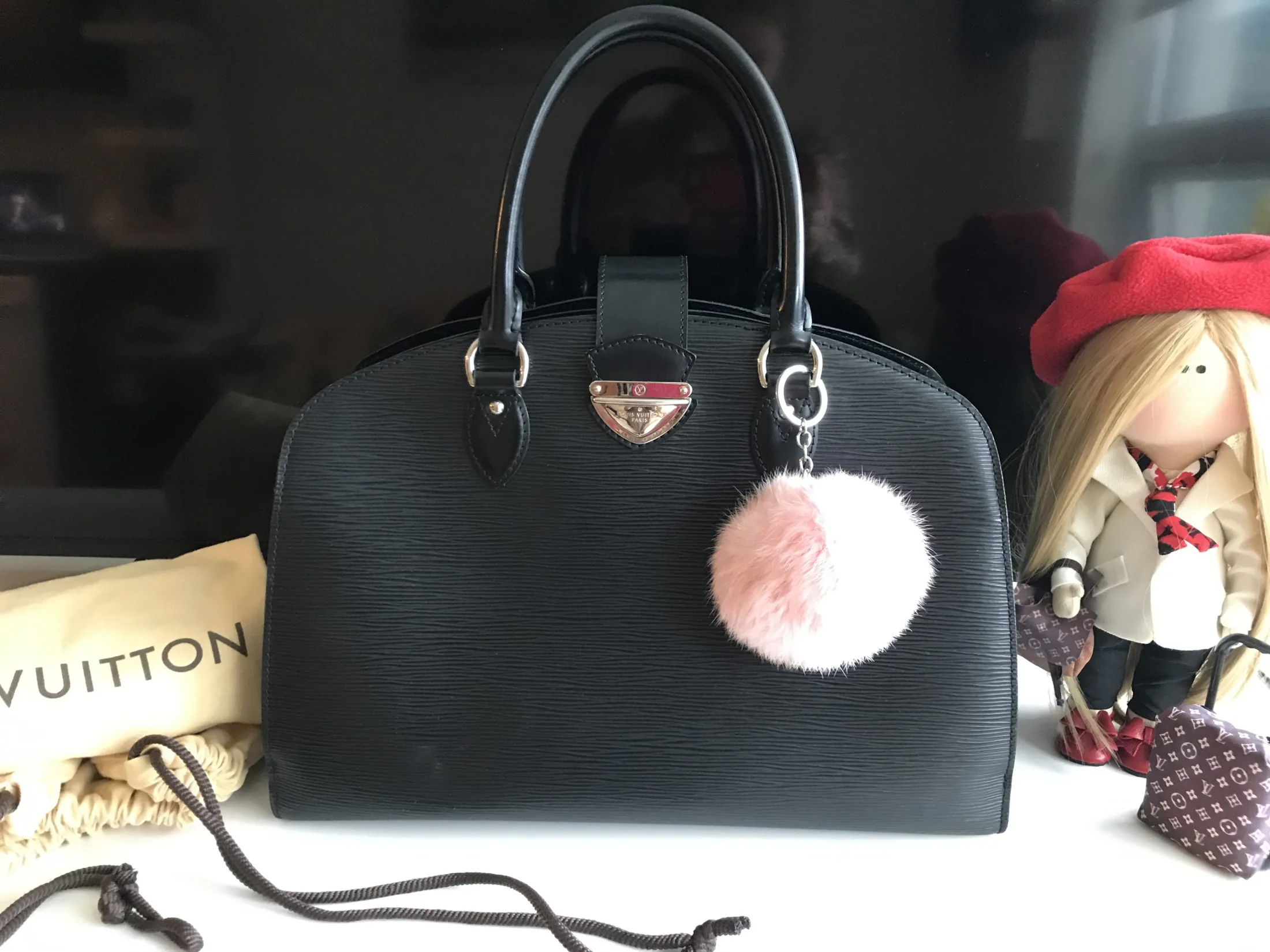Black Epi Leather Pont-Neuf GM Handbag — image 3