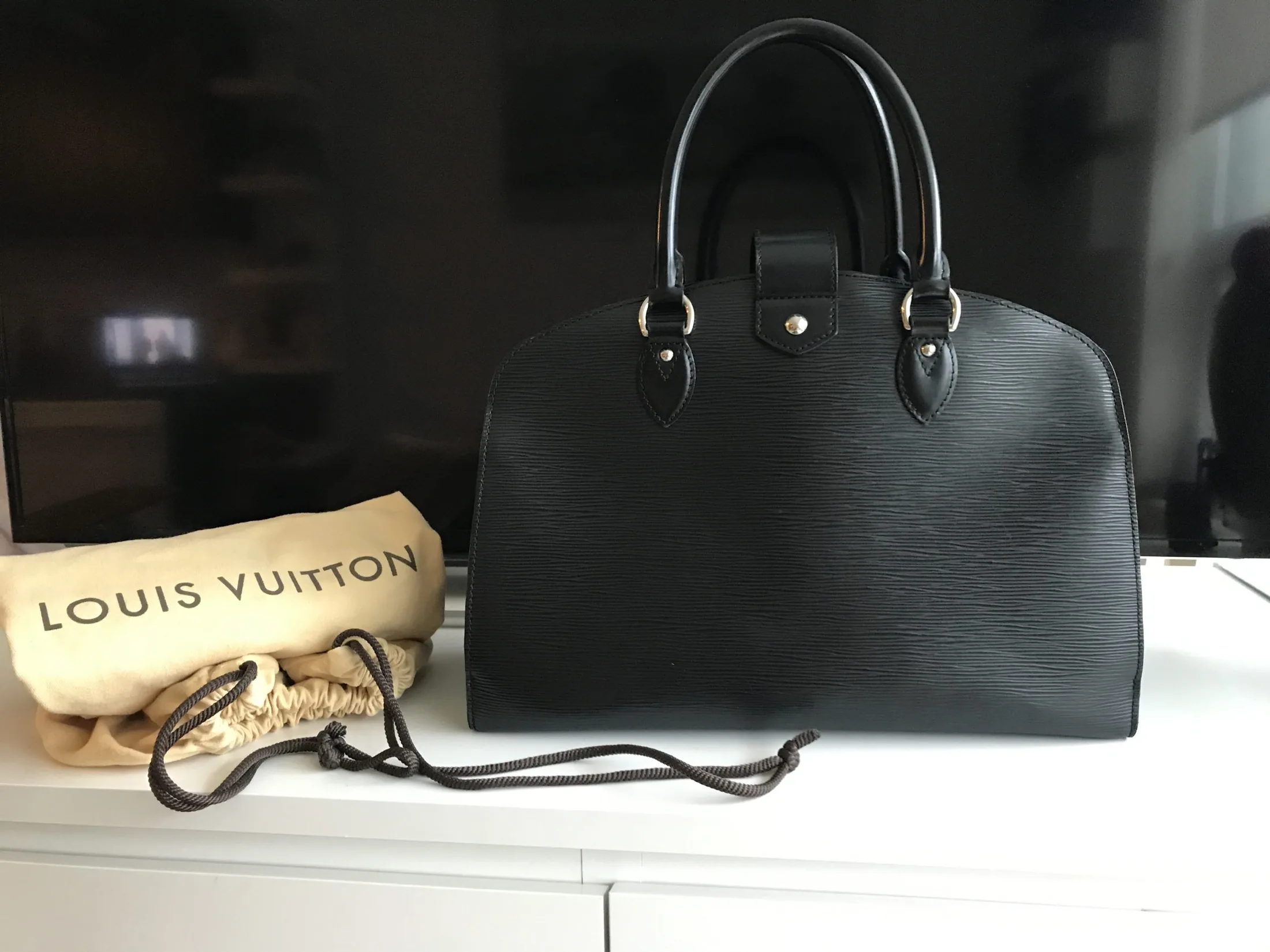 Black Epi Leather Pont-Neuf GM Handbag — image 5