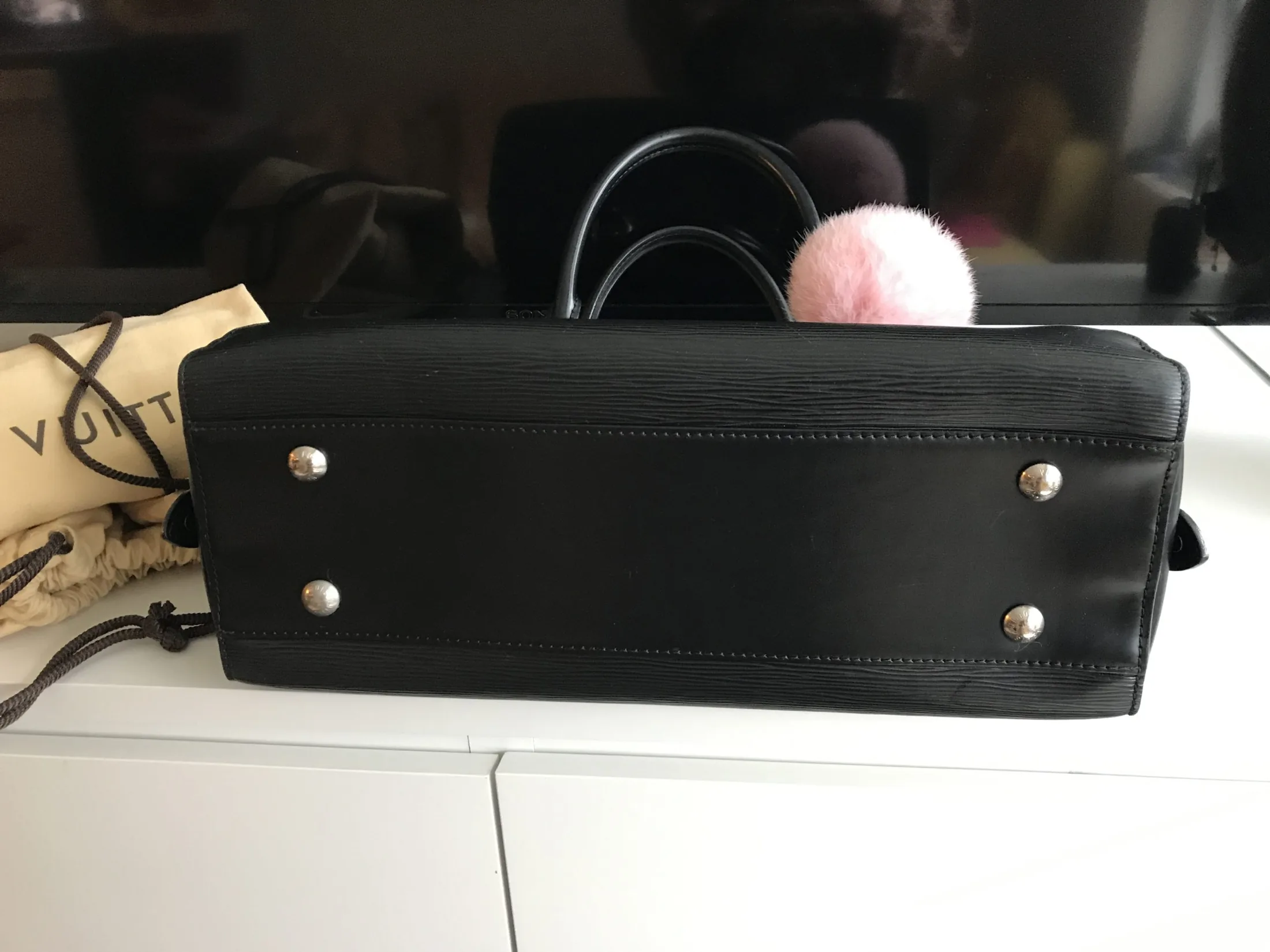 Black Epi Leather Pont-Neuf GM Handbag — image 11
